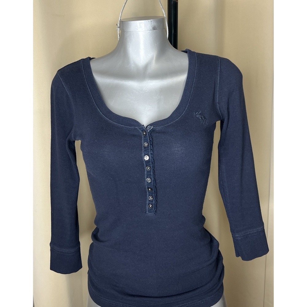 Abercrombie & Fitch Vintage Y2K Henley MooseLogo Fitted Top 3/4 Sleeve S